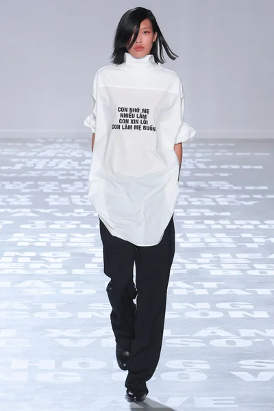 Look 11